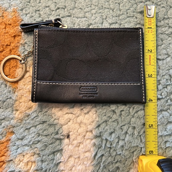 Coach Authentic Signature Wallet and Key pouch - Picture 12 of 14